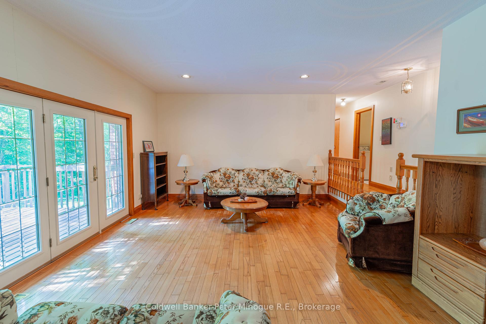 Photo 11 of 81 Hazelton Lane, North Bay, Airport — HOMEH