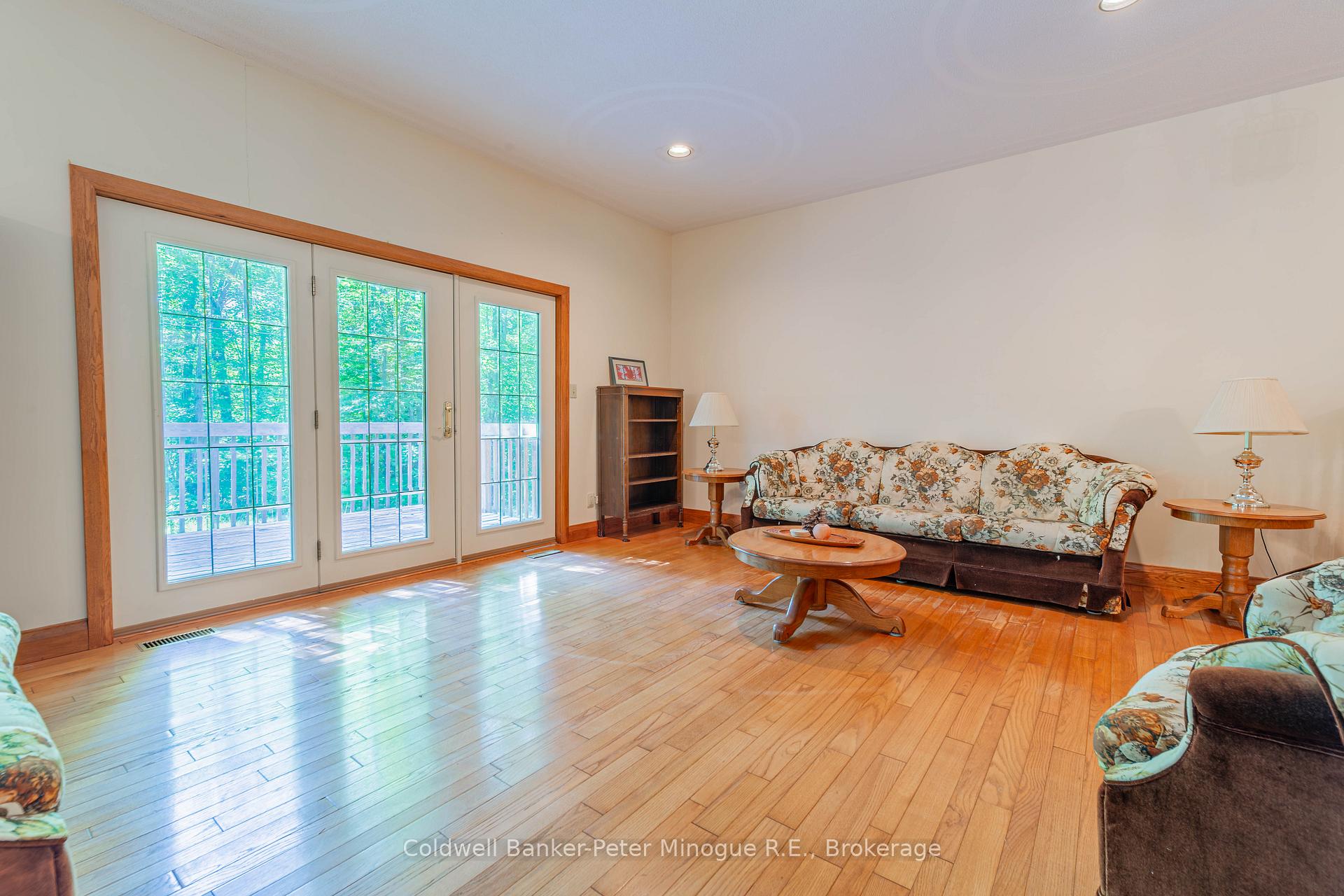 Photo 12 of 81 Hazelton Lane, North Bay, Airport — HOMEH