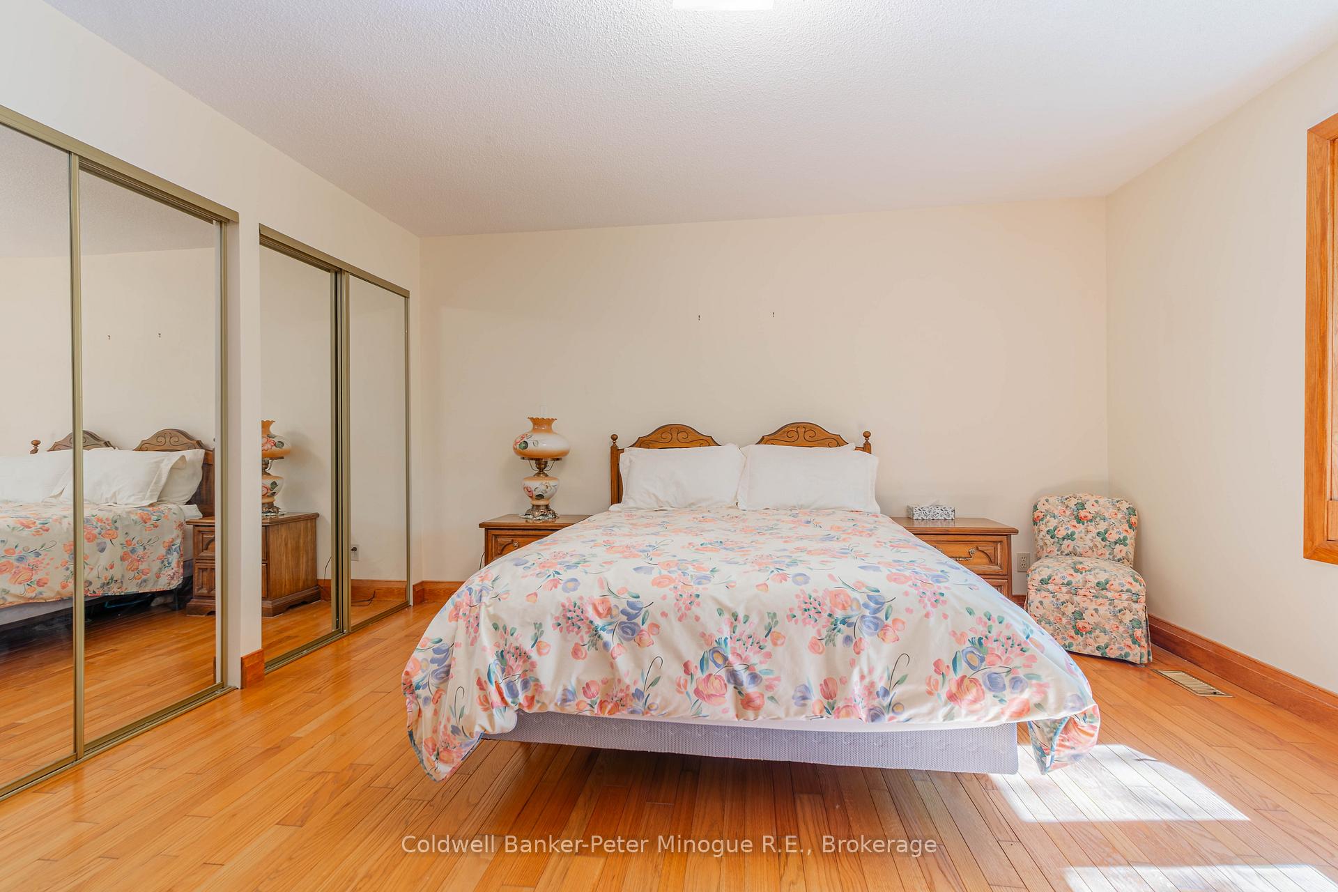 Photo 26 of 81 Hazelton Lane, North Bay, Airport — HOMEH