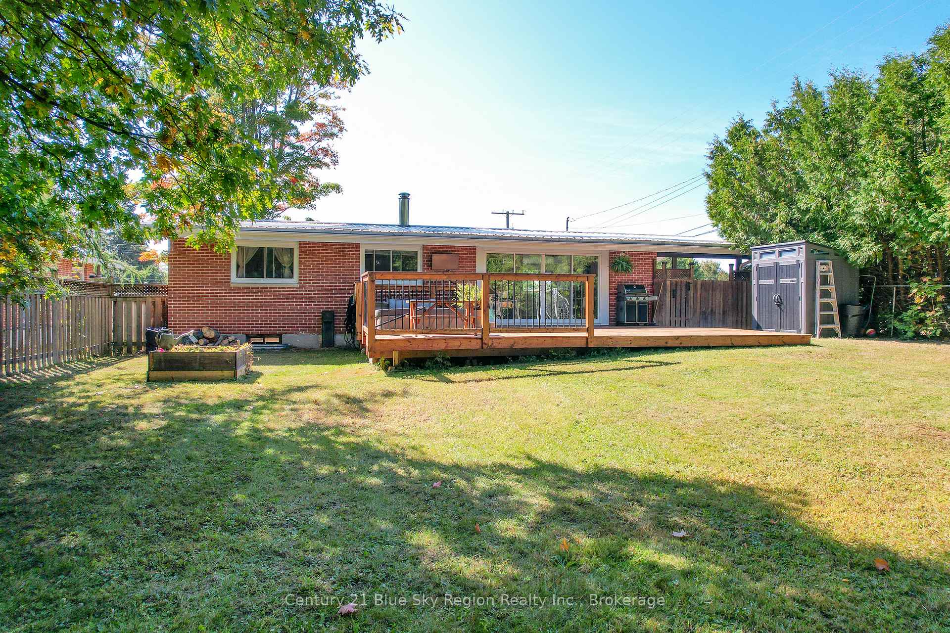 Photo 44 of 297 Leonard Street, North Bay, College Heights — HOMEH