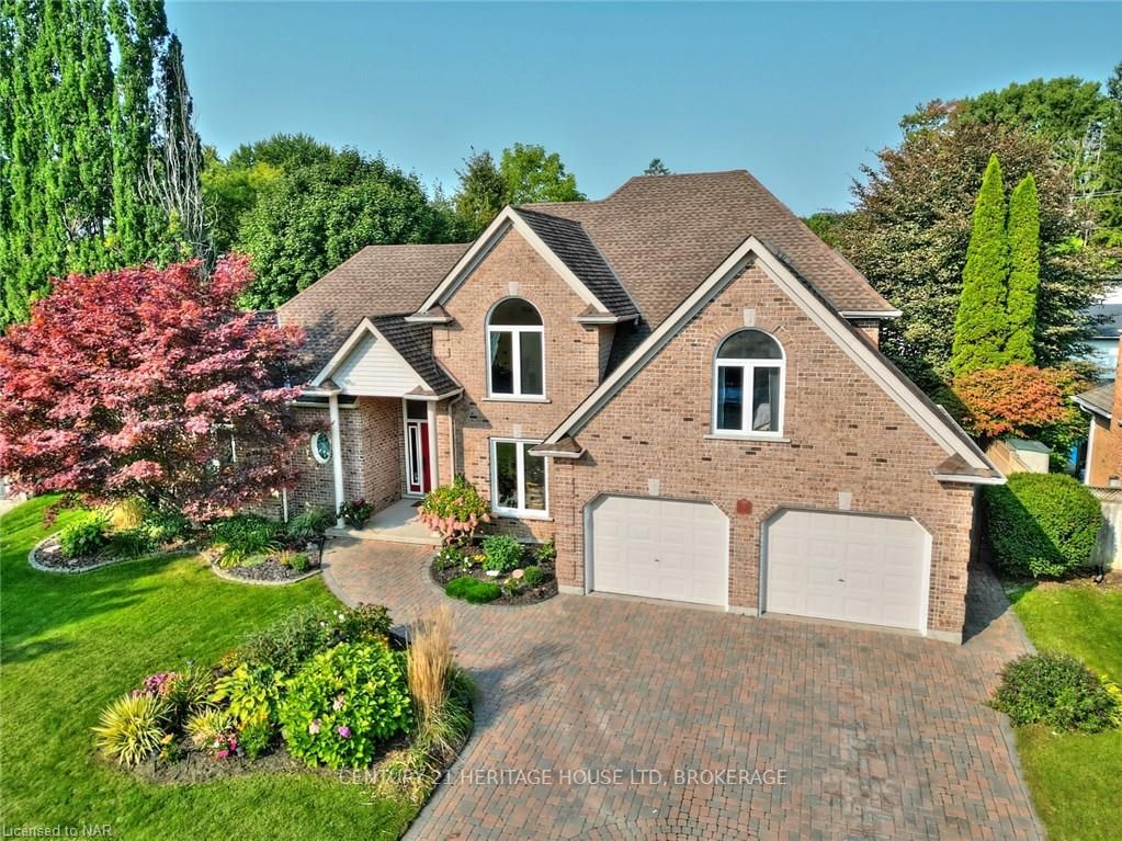Front of 14 Brookfield Court
