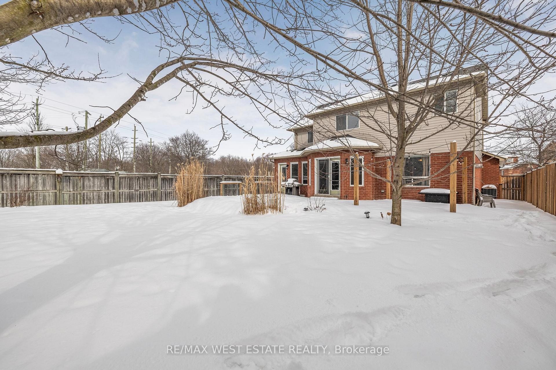 Photo 39 of 1 Wright Street, New Tecumseth, Beeton — HOMEH