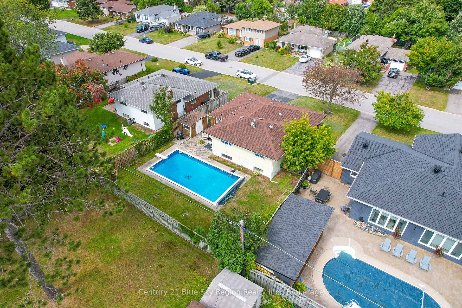 Photo 4 of 109 Macbeth Crescent, North Bay, Widdifield — HOMEH