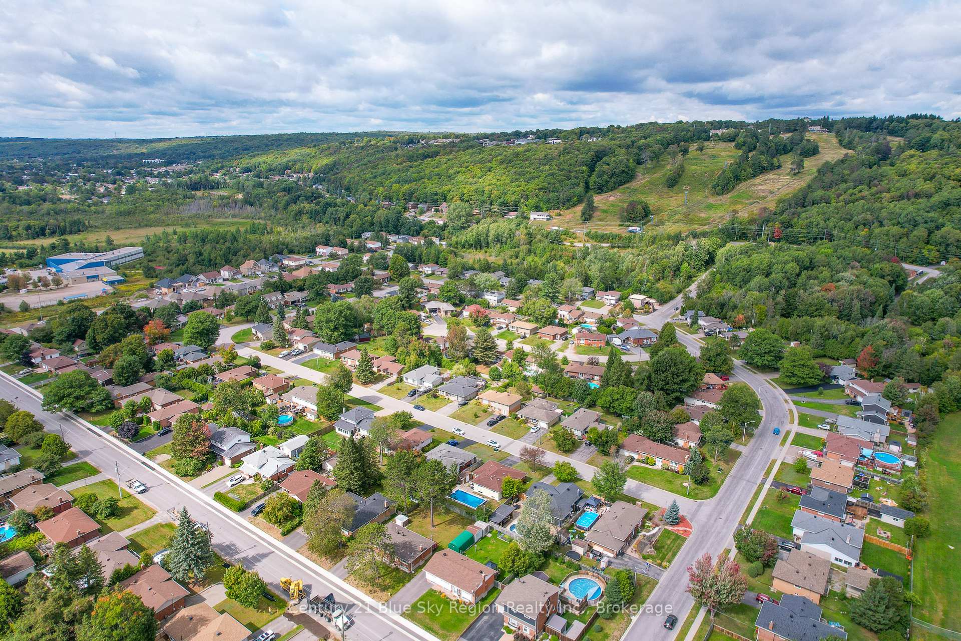 Photo 36 of 109 Macbeth Crescent, North Bay, Widdifield — HOMEH