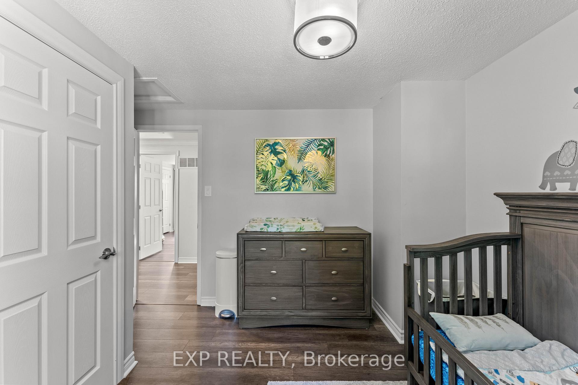 Photo 27 of 380 Woodlawn Crescent, Milton, Bronte Meadows — HOMEH