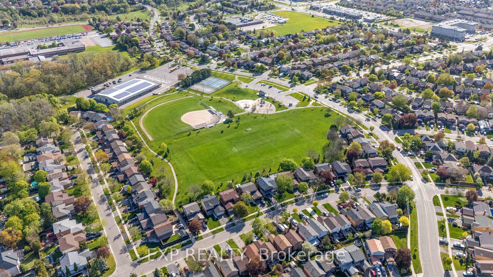 Photo 47 of 380 Woodlawn Crescent, Milton, Bronte Meadows — HOMEH
