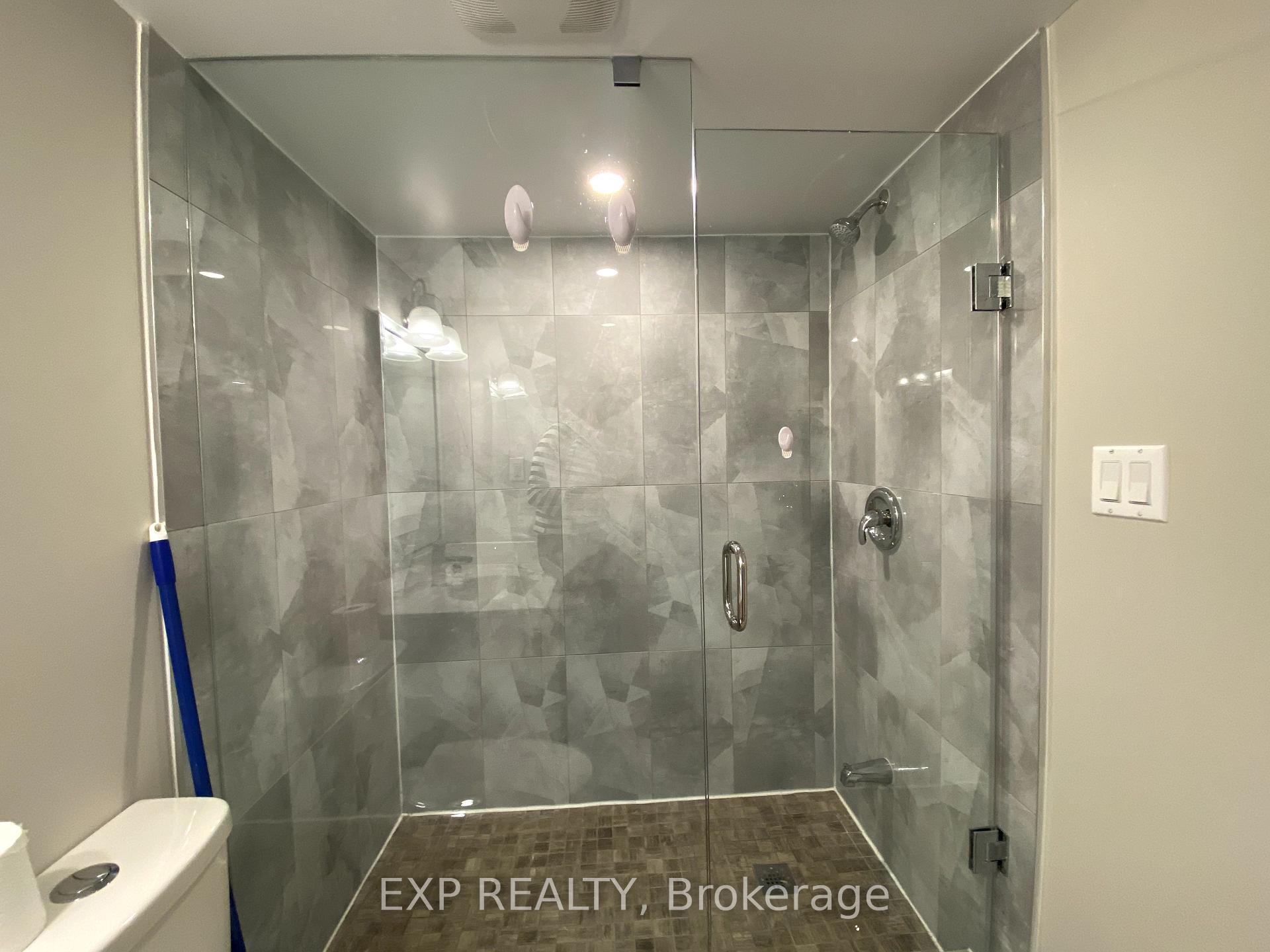 Photo 11 of Unit lower, 40 Locust Terrace, Markham, Wismer — HOMEH