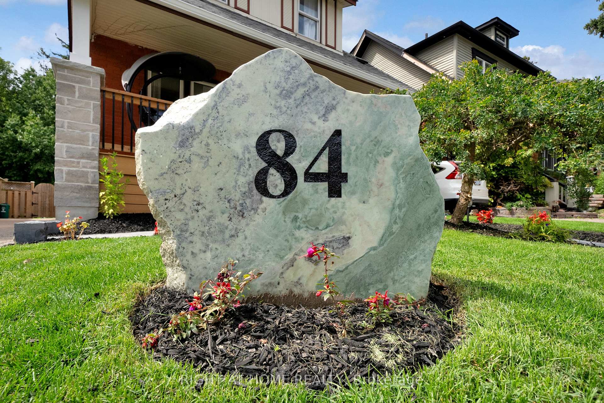 Photo 3 of 84 Oshawa Boulevard N, Oshawa, Centennial — HOMEH