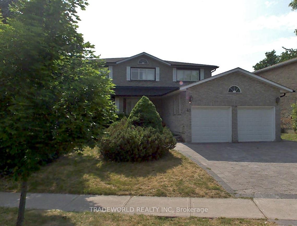 Front of Unit Lower, 46 Willowbrook Road