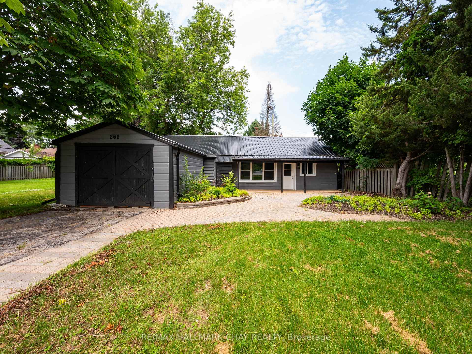 Photo 1 of 268 Victoria Street E, New Tecumseth, Alliston — HOMEH