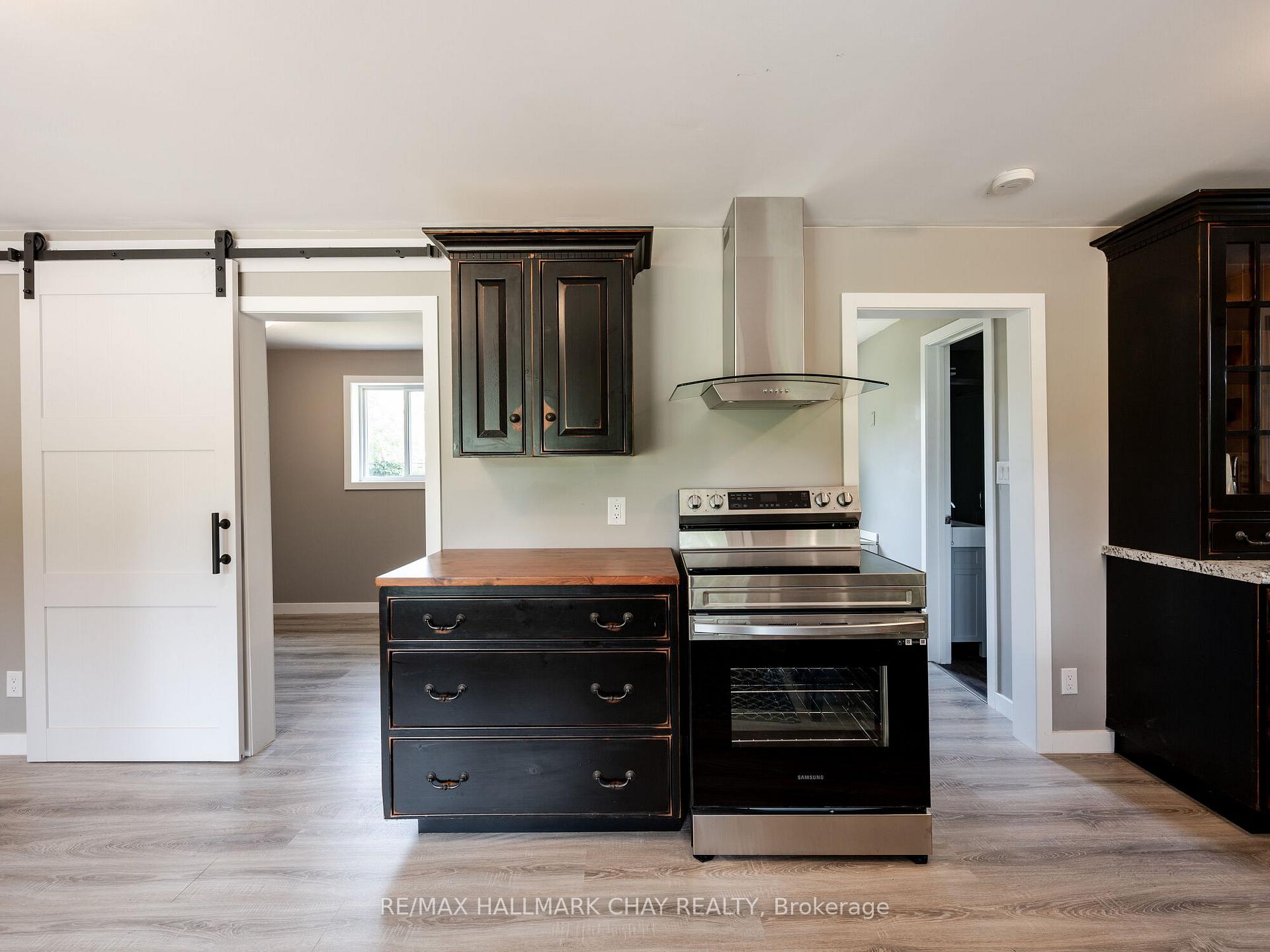 Photo 8 of 268 Victoria Street E, New Tecumseth, Alliston — HOMEH