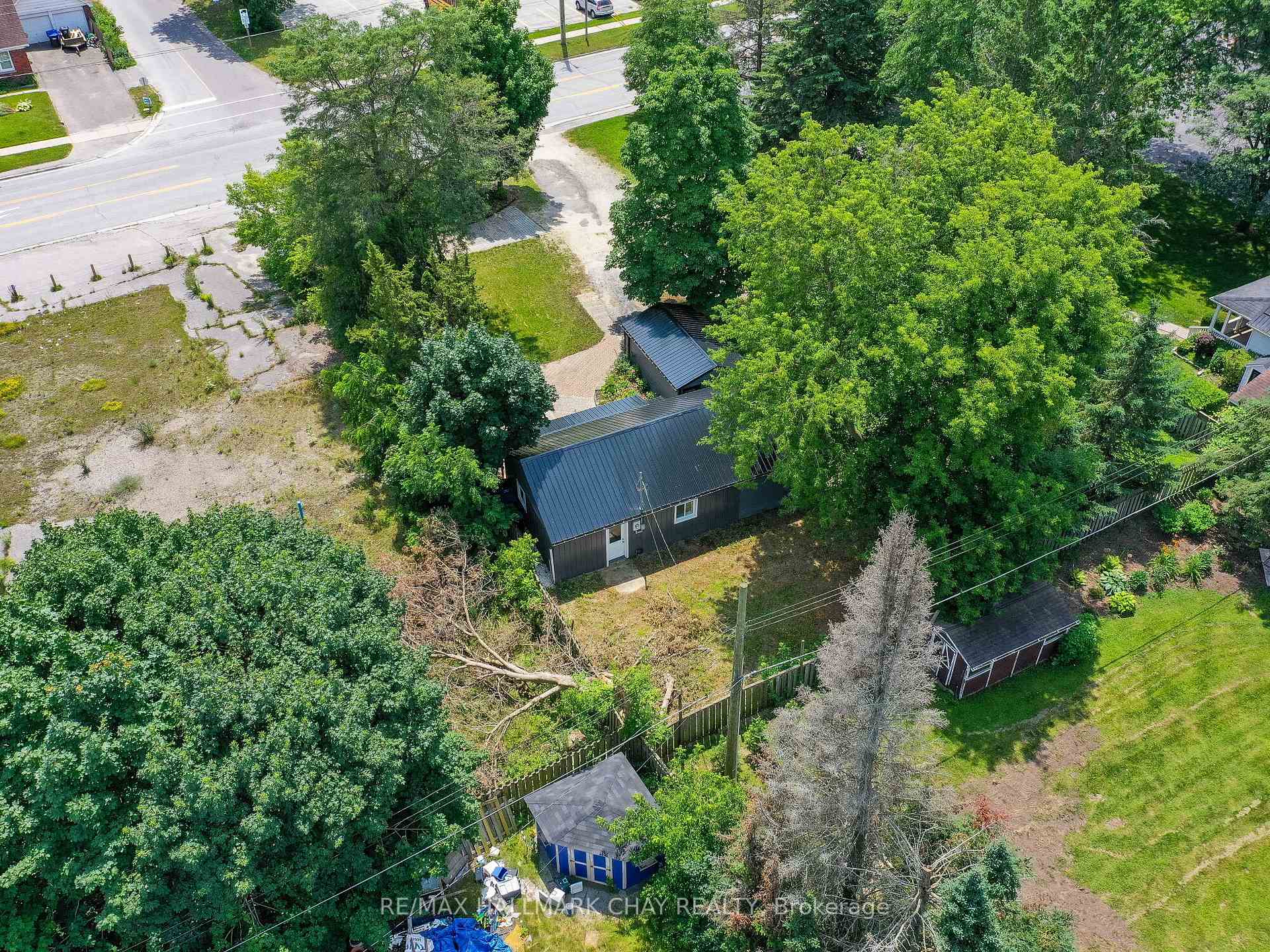Photo 25 of 268 Victoria Street E, New Tecumseth, Alliston — HOMEH