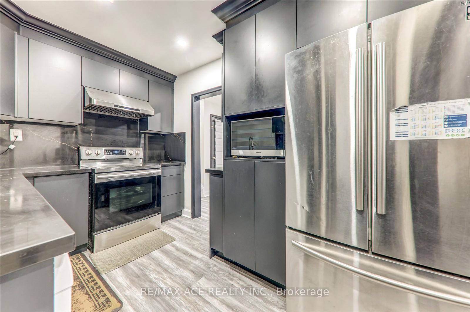 Photo 14 of 81 Grassmere Avenue, Oshawa, Lakeview — HOMEH