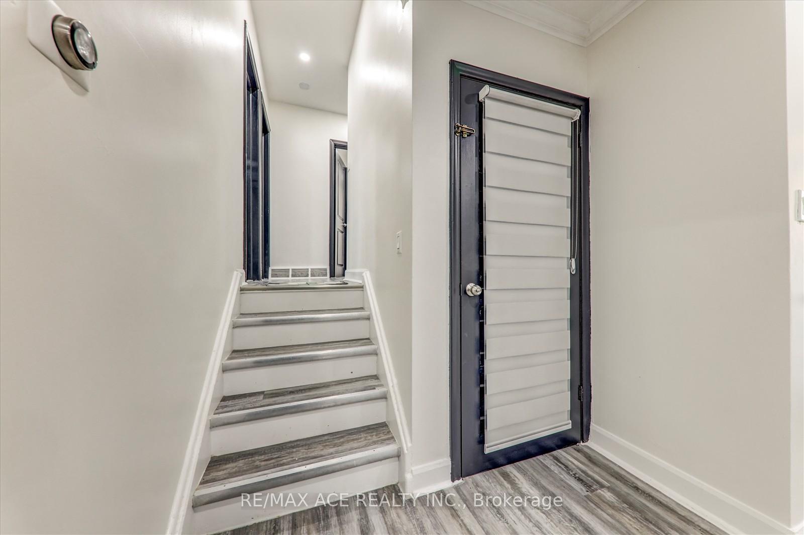 Photo 17 of 81 Grassmere Avenue, Oshawa, Lakeview — HOMEH