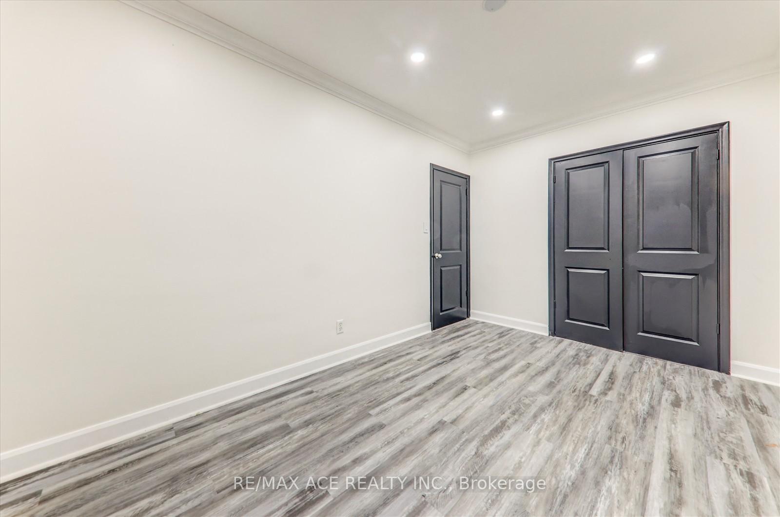 Photo 21 of 81 Grassmere Avenue, Oshawa, Lakeview — HOMEH