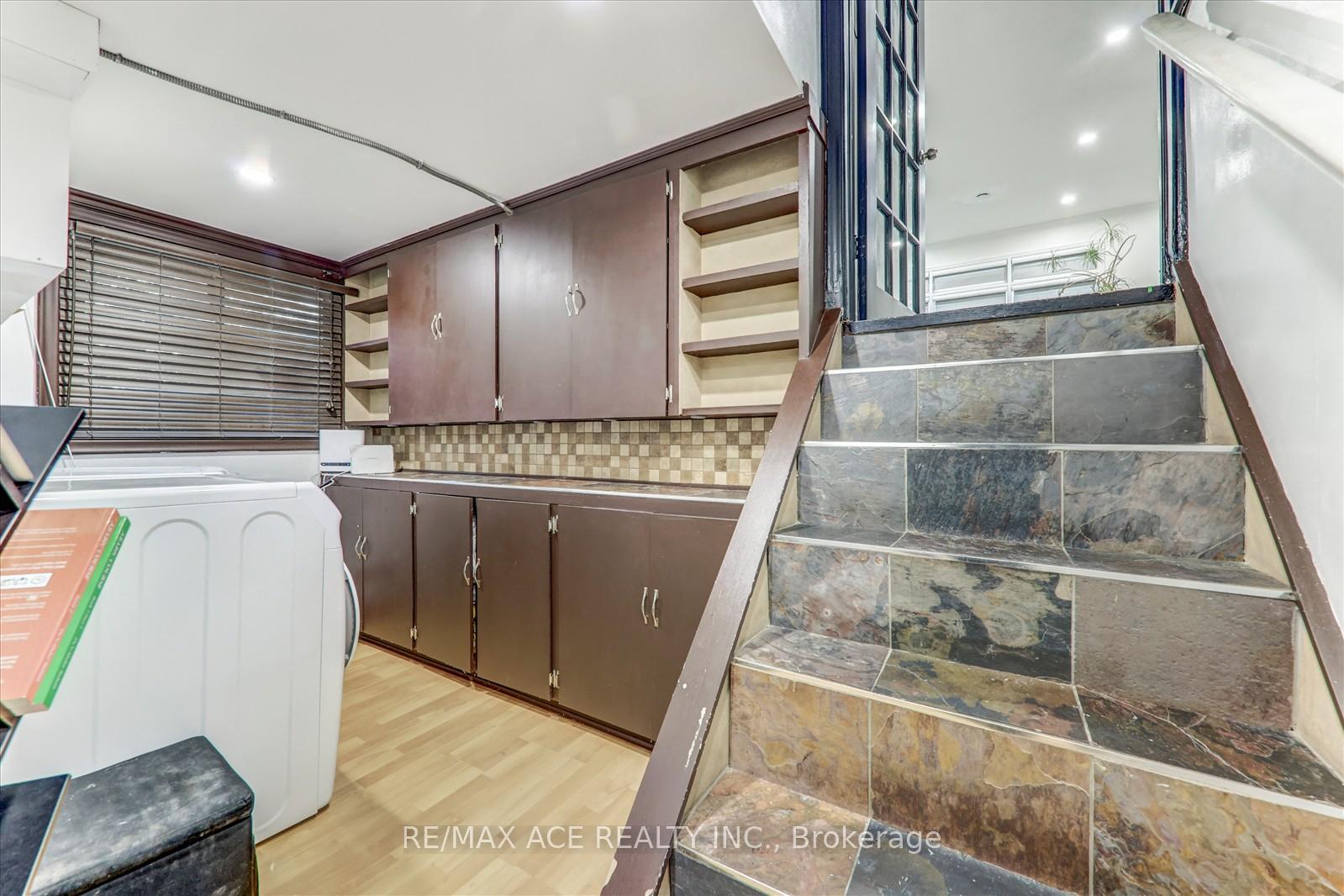 Photo 26 of 81 Grassmere Avenue, Oshawa, Lakeview — HOMEH
