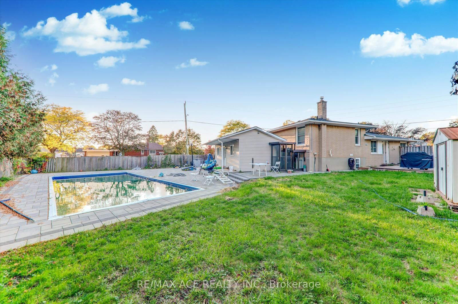Photo 36 of 81 Grassmere Avenue, Oshawa, Lakeview — HOMEH