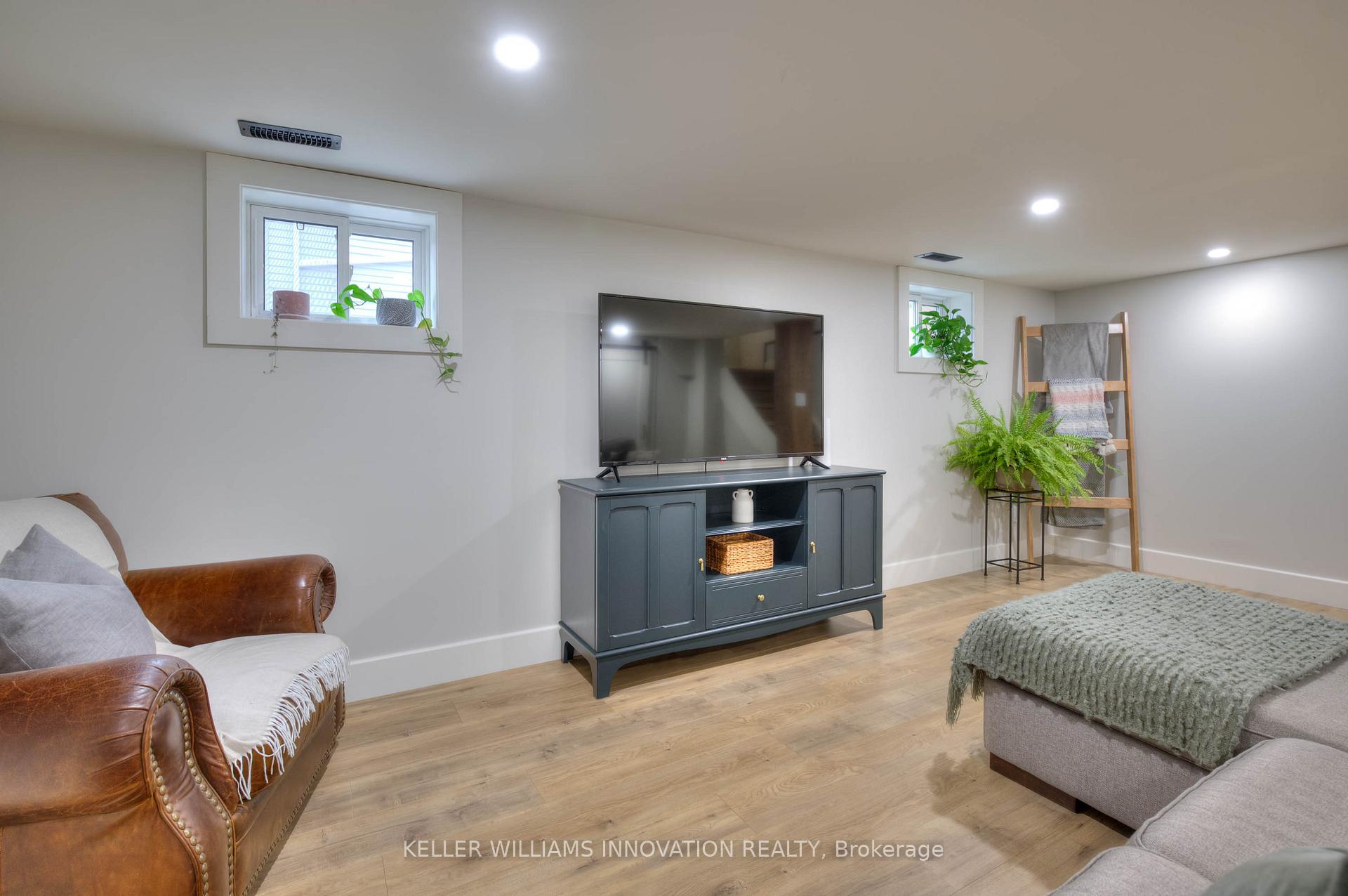 Photo 22 of 495 Elm Avenue N, North Perth, Listowel — HOMEH