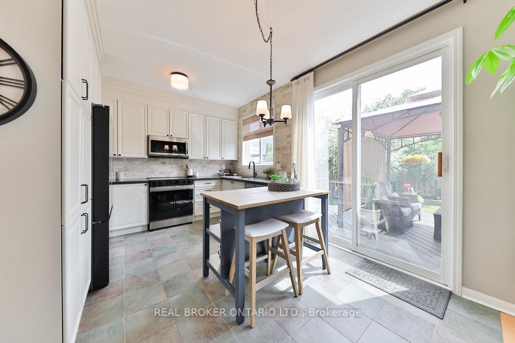 Photo 14 of 591 Caverhill Crescent, Milton, Clarke — HOMEH