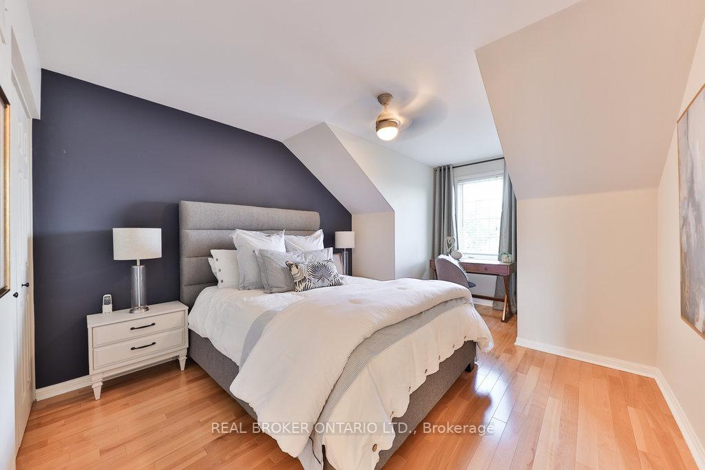 Photo 11 of 591 Caverhill Crescent, Milton, Clarke — HOMEH