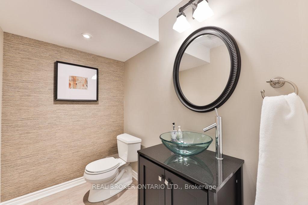 Photo 7 of 591 Caverhill Crescent, Milton, Clarke — HOMEH