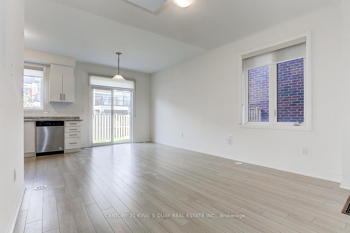 Photo 5 of 34 Sissons Way, Markham, Box Grove — HOMEH
