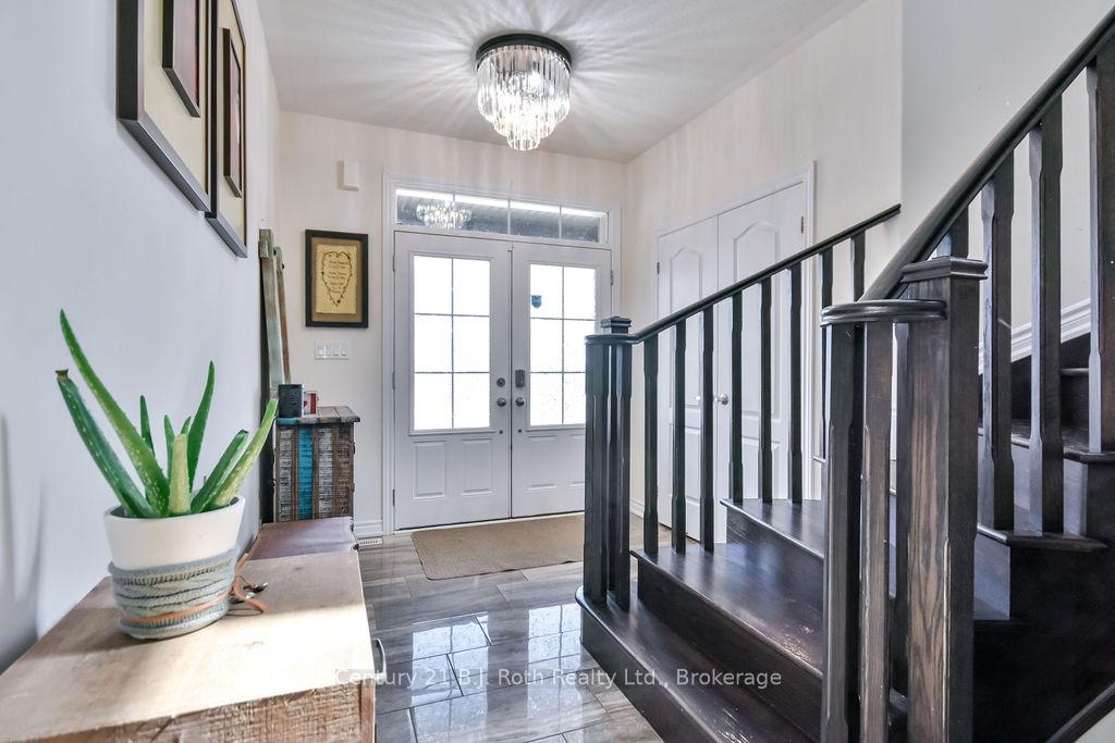 Photo 4 of 3040 Orion Boulevard, Orillia — HOMEH