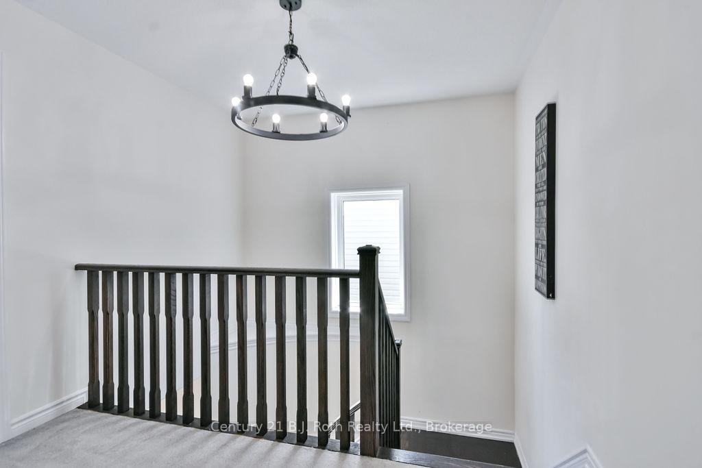 Photo 19 of 3040 Orion Boulevard, Orillia — HOMEH