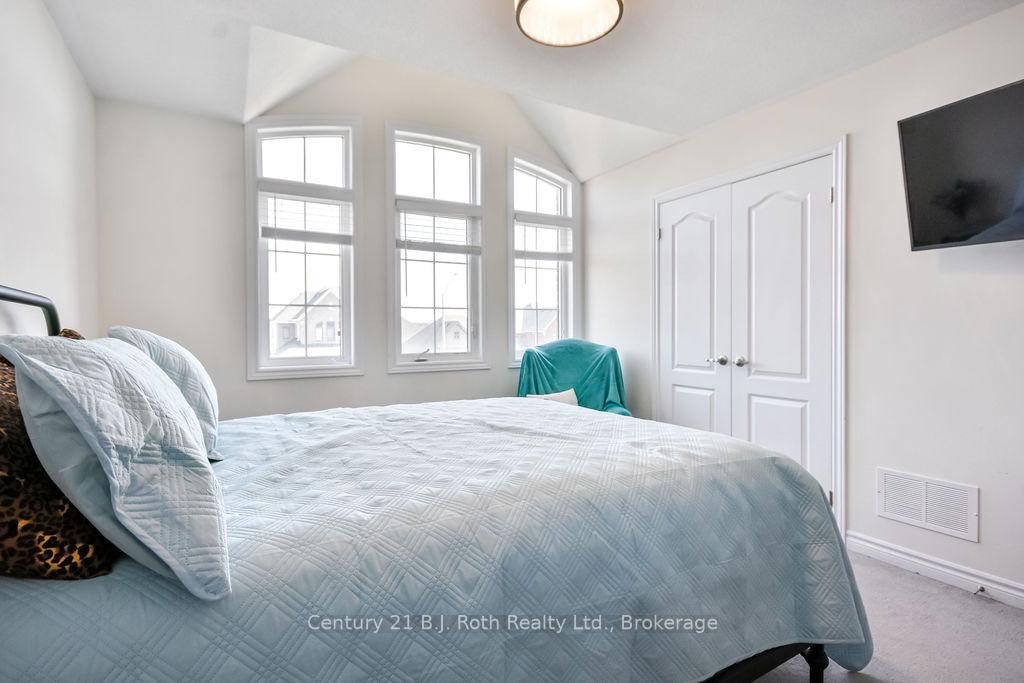 Photo 22 of 3040 Orion Boulevard, Orillia — HOMEH