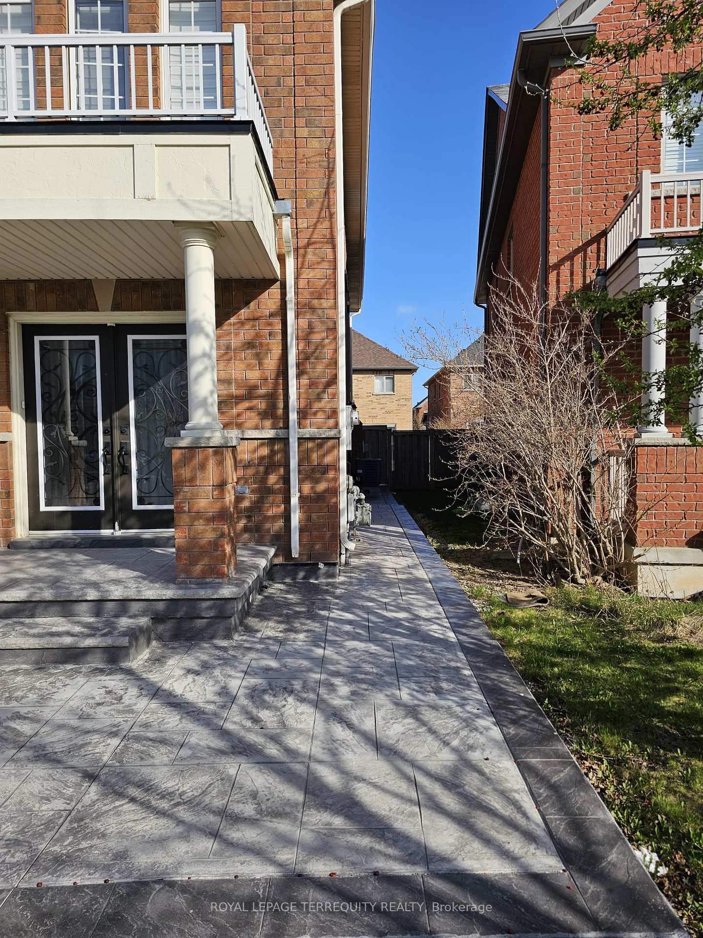 Photo 2 of Unit Basement, 148 Farrington Crossing, Milton, Scott — HOMEH