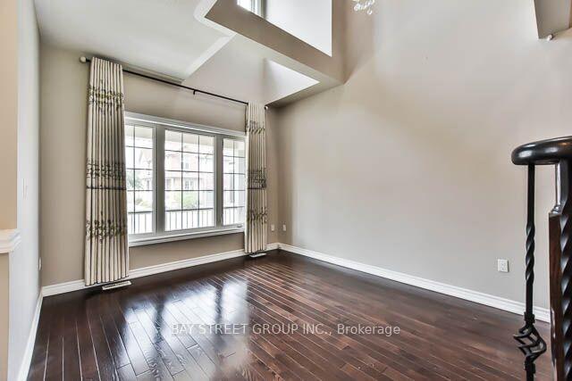 Photo 3 of 104 Evershot Crescent, Markham, Wismer — HOMEH