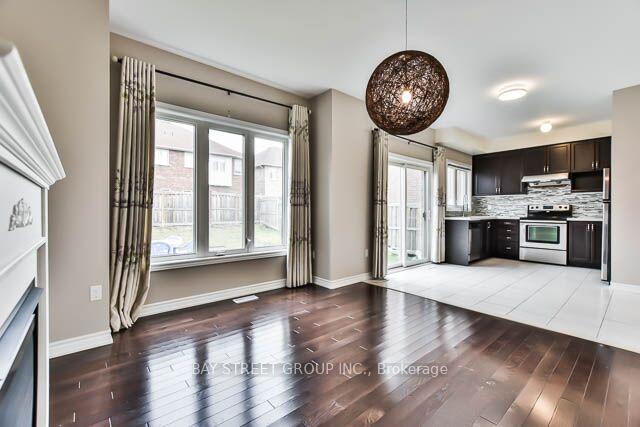 Photo 11 of 104 Evershot Crescent, Markham, Wismer — HOMEH