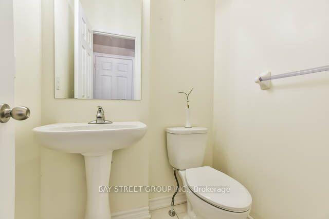 Photo 12 of 104 Evershot Crescent, Markham, Wismer — HOMEH