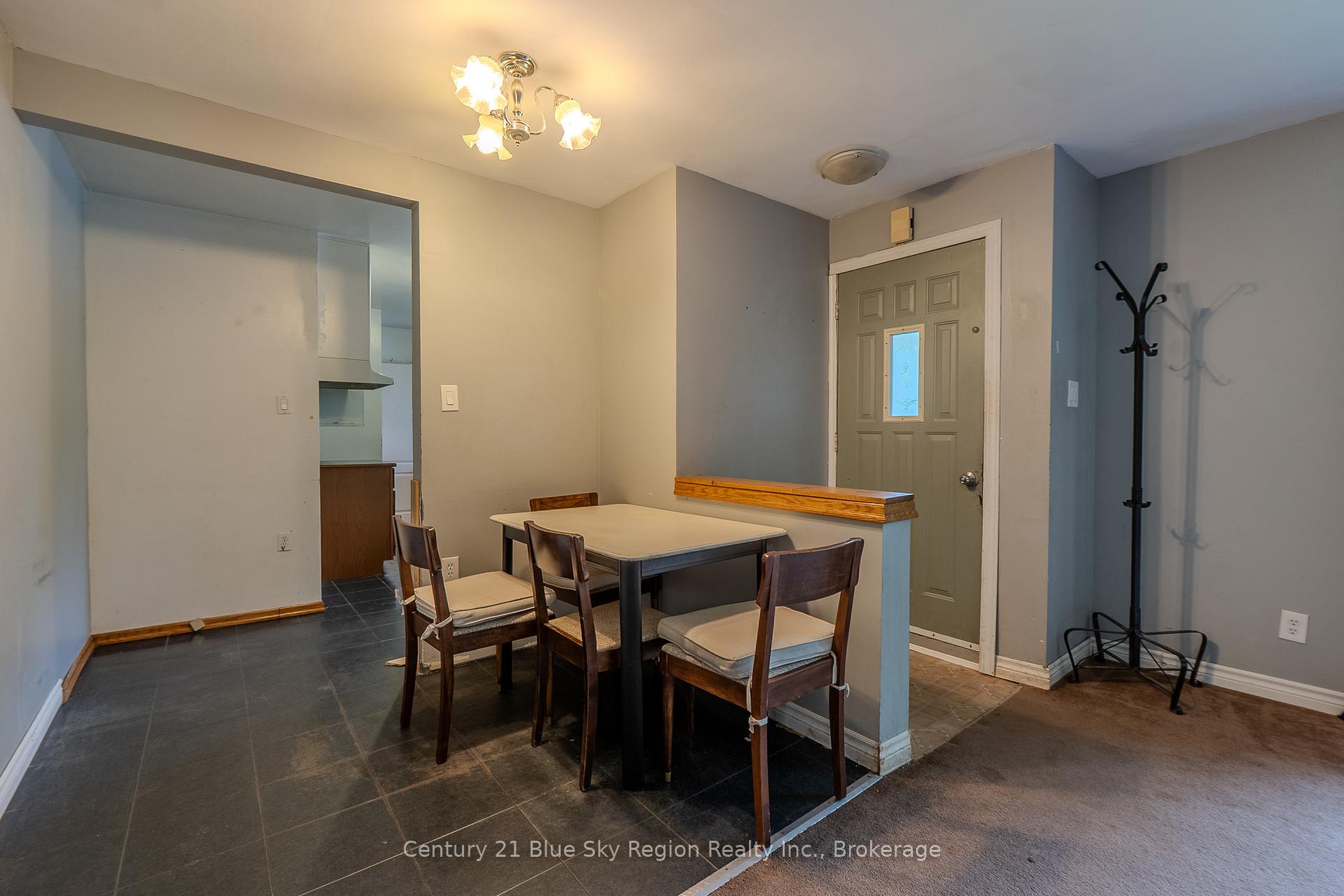 Photo 7 of 23 Strathcona Drive, North Bay, Ferris — HOMEH