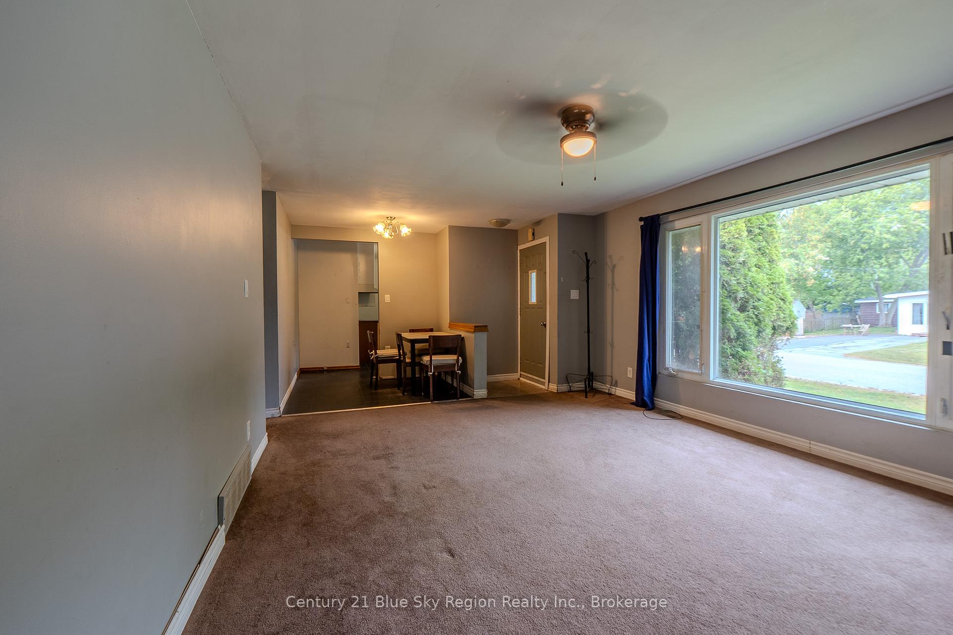 Photo 9 of 23 Strathcona Drive, North Bay, Ferris — HOMEH
