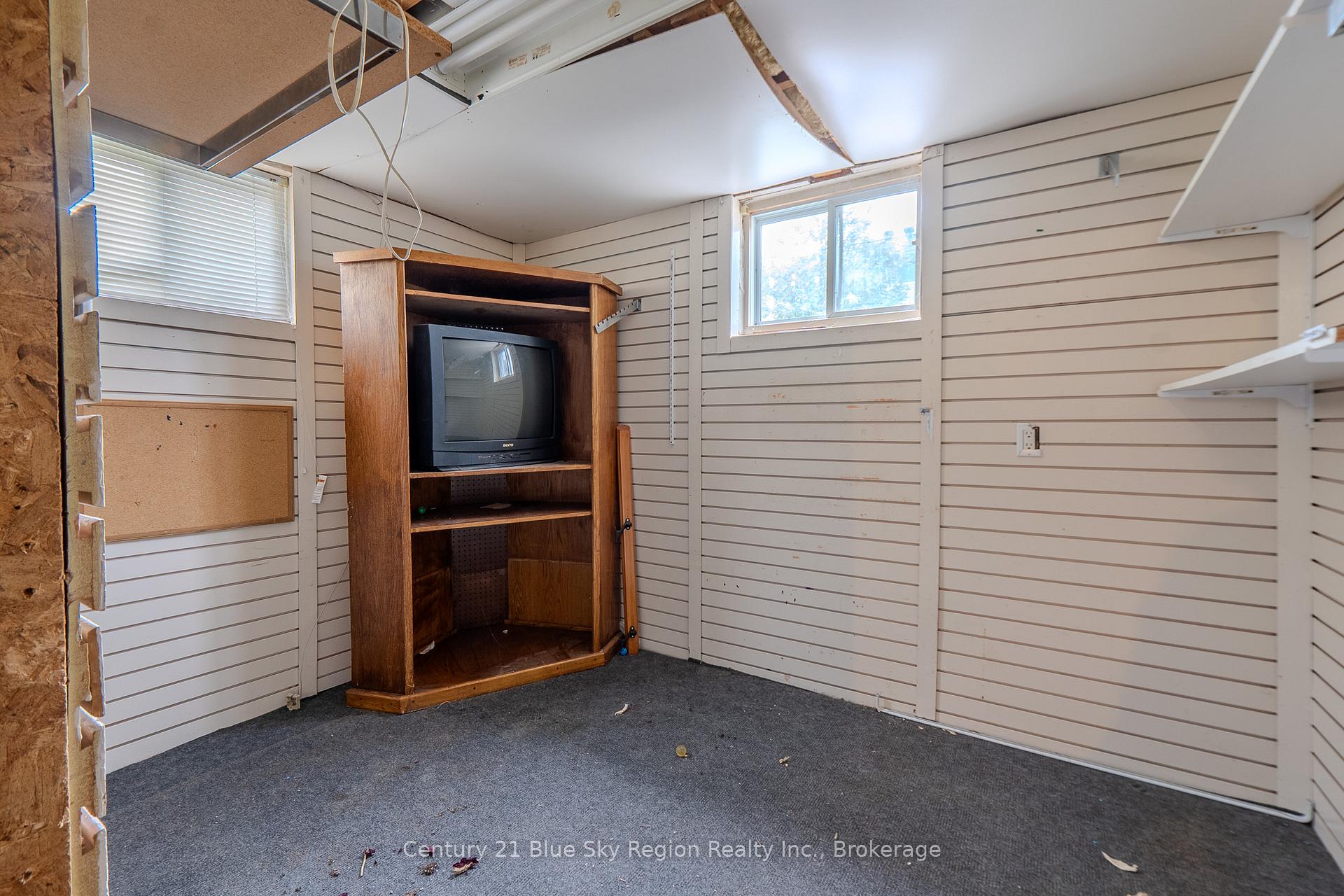 Photo 20 of 23 Strathcona Drive, North Bay, Ferris — HOMEH