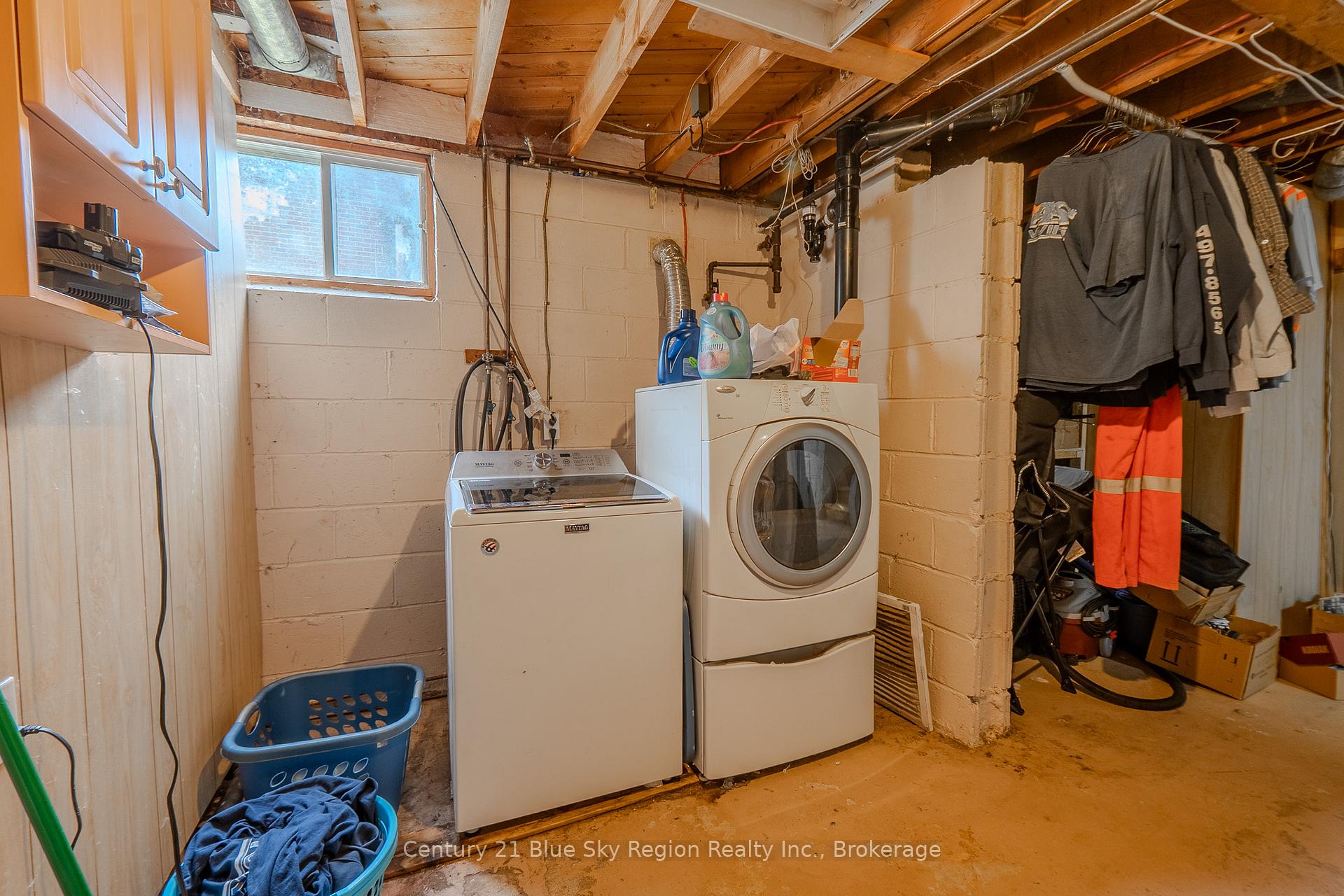 Photo 21 of 23 Strathcona Drive, North Bay, Ferris — HOMEH