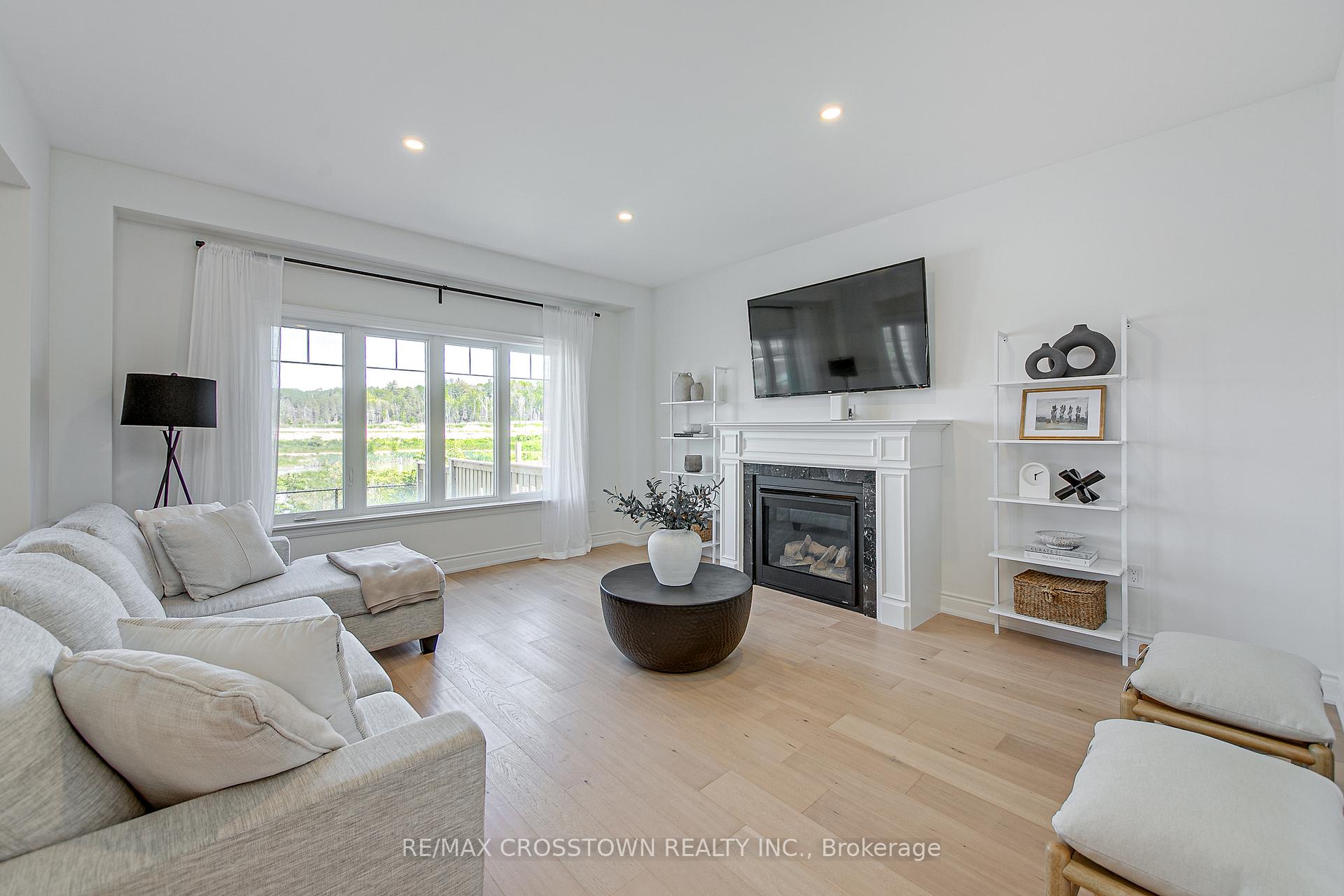 Photo 14 of 23 Lorne Thomas Place, New Tecumseth, Rural New Tecumseth — HOMEH