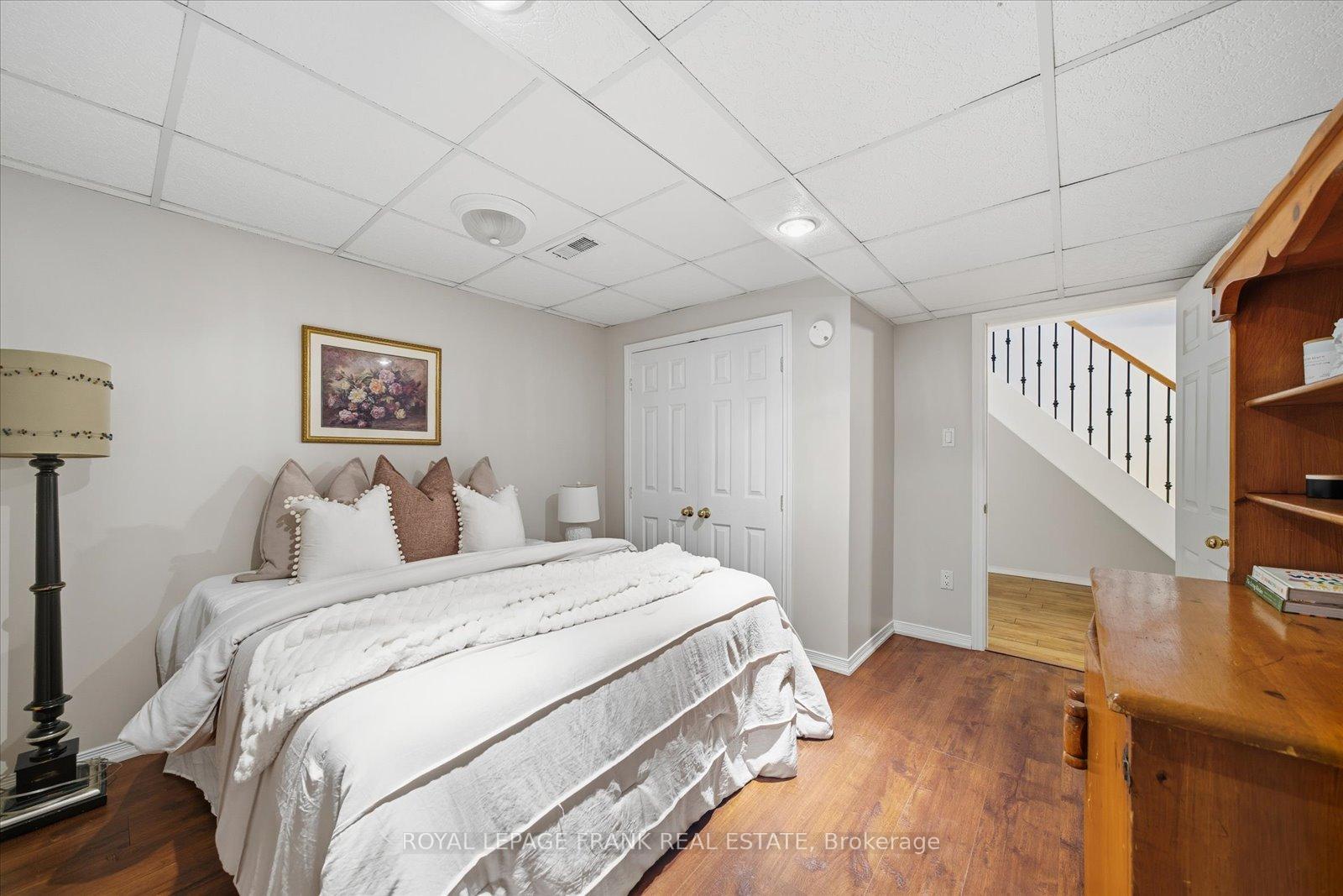 Photo 39 of 948 Oshawa Boulevard N, Oshawa, Centennial — HOMEH
