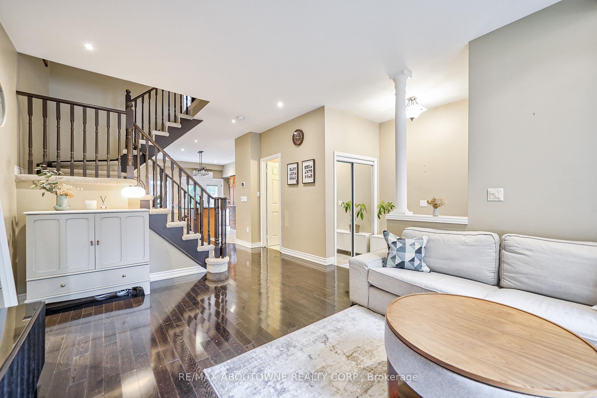 Photo 5 of 23 Omega Street, Markham, Wismer — HOMEH