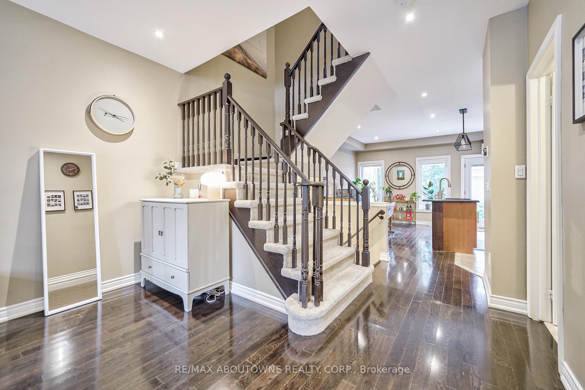 Photo 6 of 23 Omega Street, Markham, Wismer — HOMEH