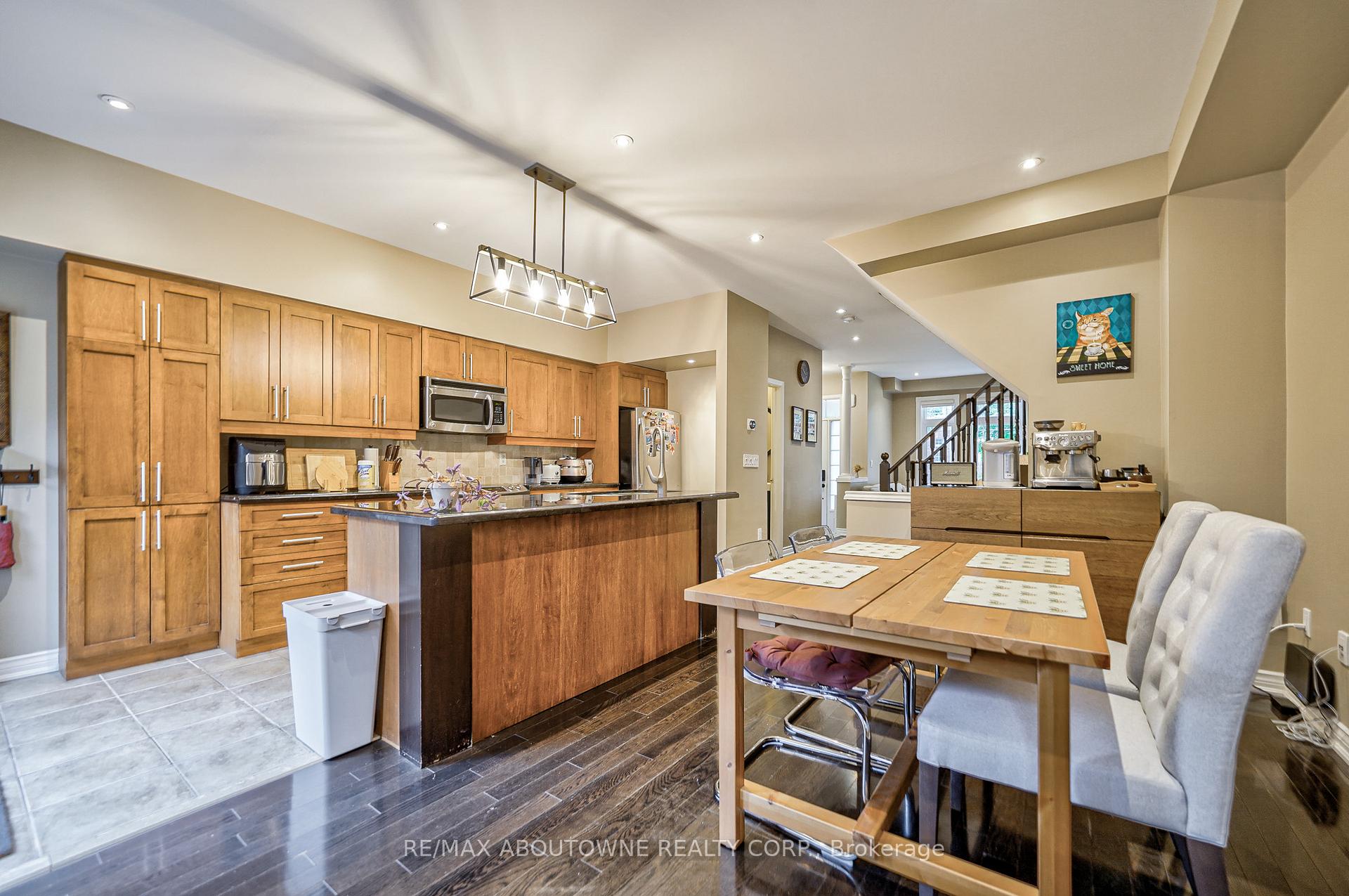 Photo 9 of 23 Omega Street, Markham, Wismer — HOMEH
