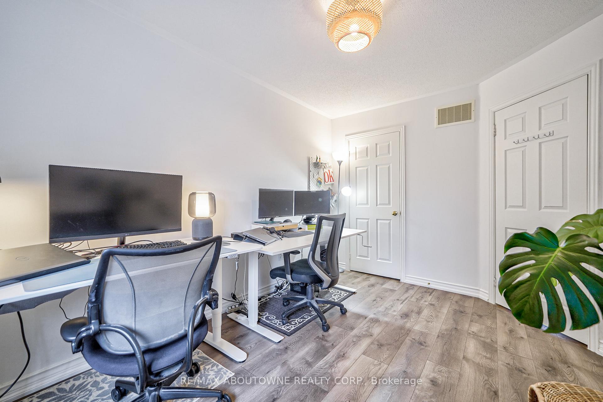 Photo 14 of 23 Omega Street, Markham, Wismer — HOMEH