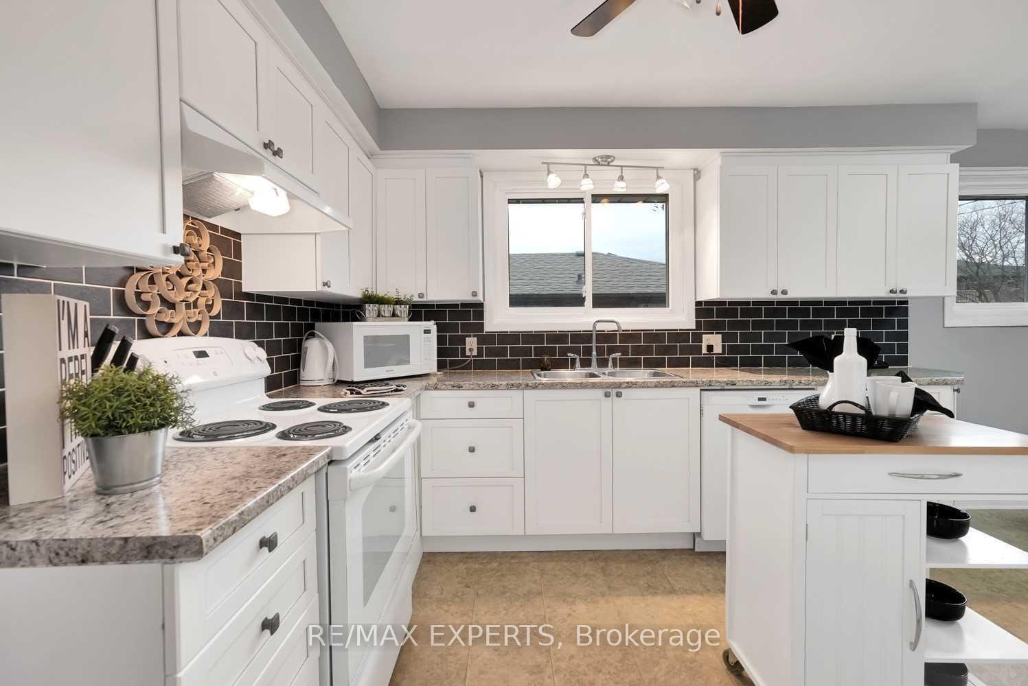 Photo 2 of 77 Cromwell Avenue, Oshawa, Vanier — HOMEH