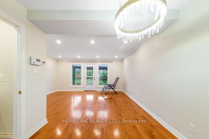 Photo 9 of 415 Chandos Court, Oshawa, Lakeview — HOMEH