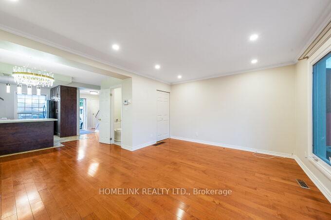 Photo 11 of 415 Chandos Court, Oshawa, Lakeview — HOMEH
