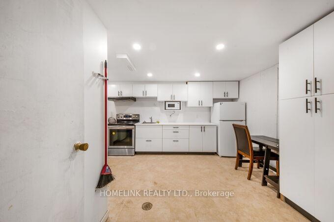 Photo 39 of 415 Chandos Court, Oshawa, Lakeview — HOMEH