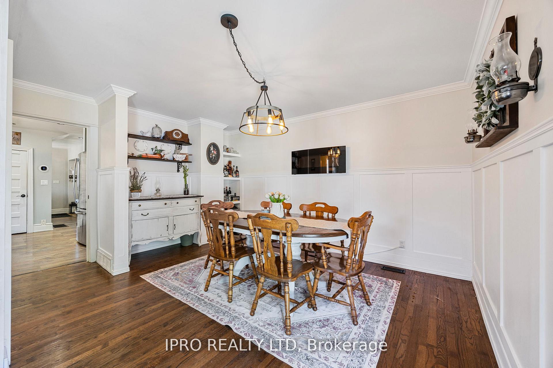 Photo 9 of 280 Mary Street, Orillia — HOMEH