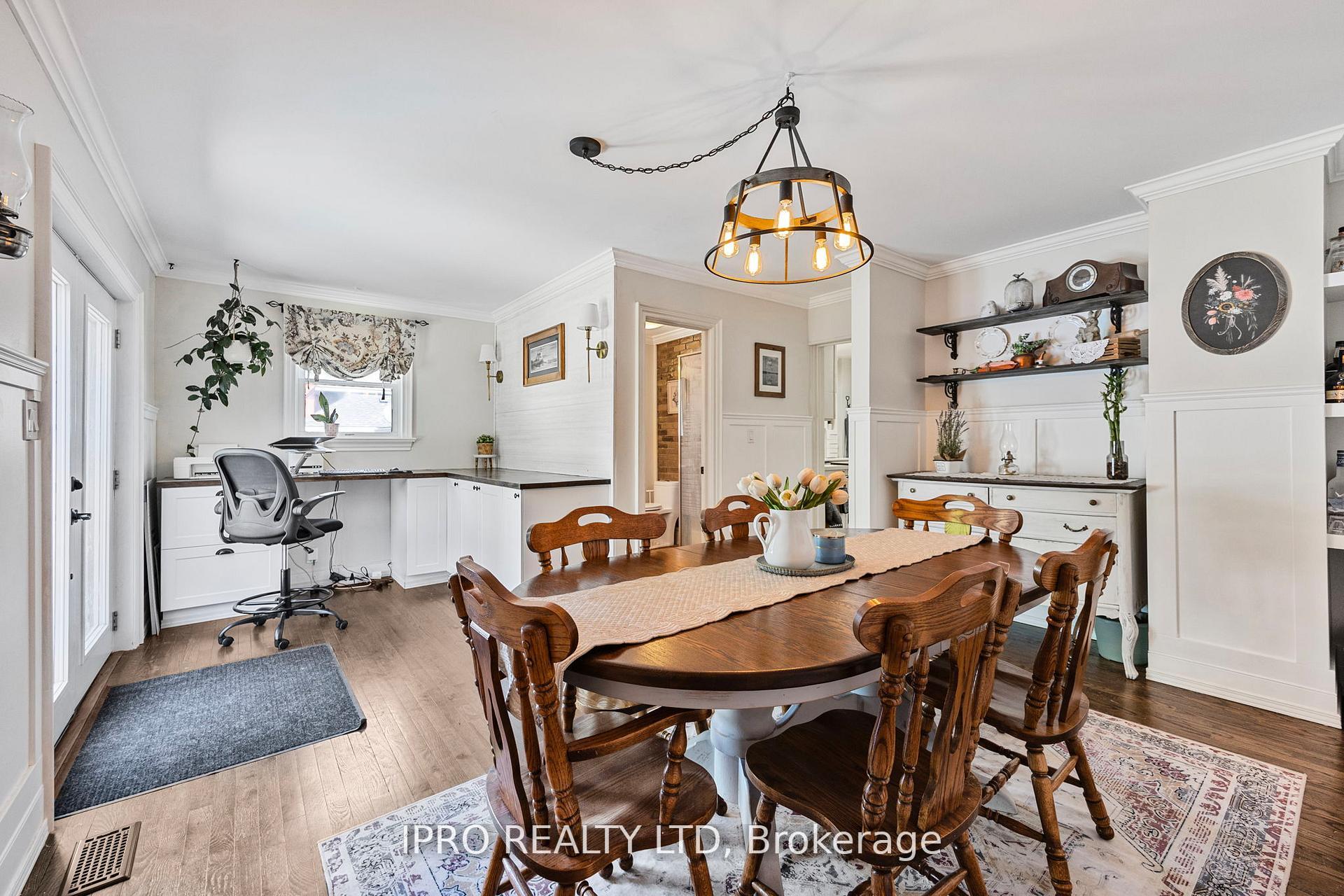 Photo 12 of 280 Mary Street, Orillia — HOMEH