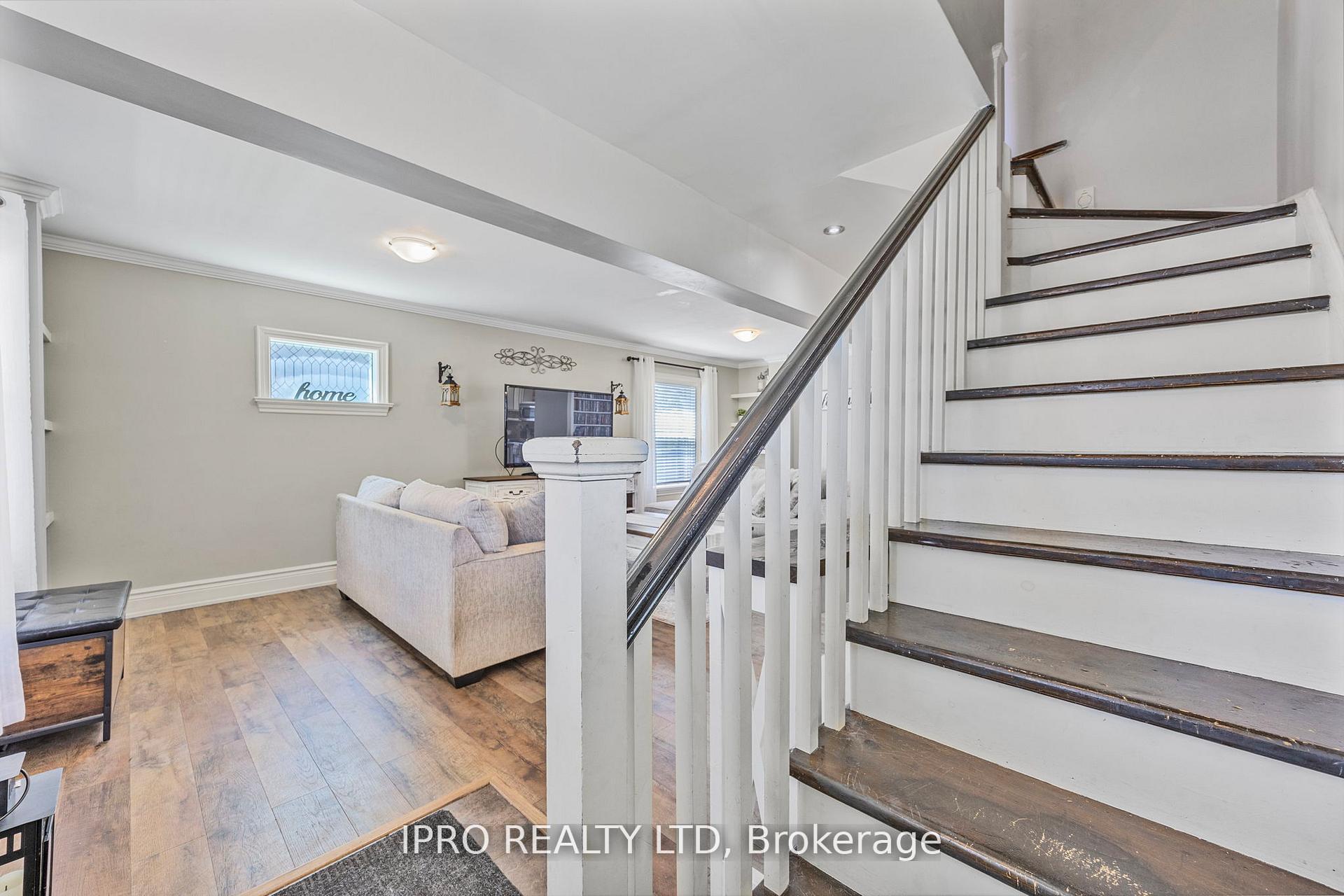 Photo 20 of 280 Mary Street, Orillia — HOMEH